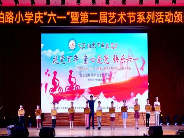 直面比曲面的高端大气上档次!我买了红米k30至尊纪念版!红米k30pro华为畅享20plus荣耀x?知识星球平台,高品质内容尽在其中